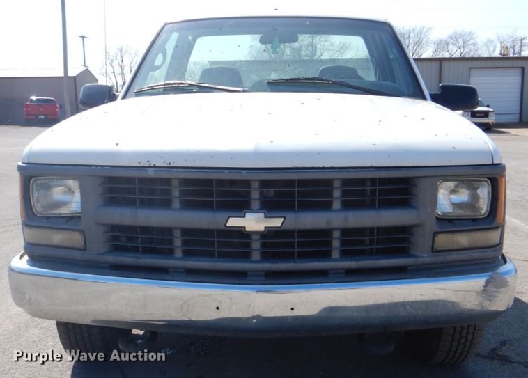 1995 Chevrolet Silverado K1500  pickup truck cab and chassis