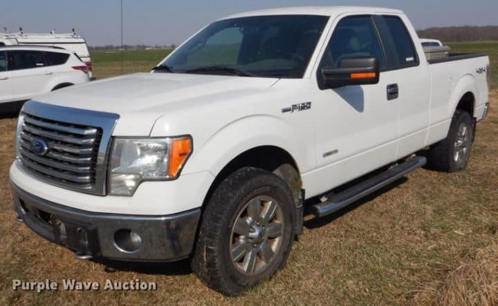 2011 Ford F150 XLT  SuperCab pickup truck