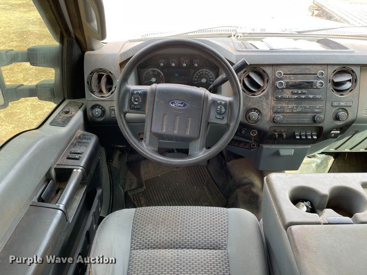 2015 Ford F250 Super Duty  Crew Cab pickup truck