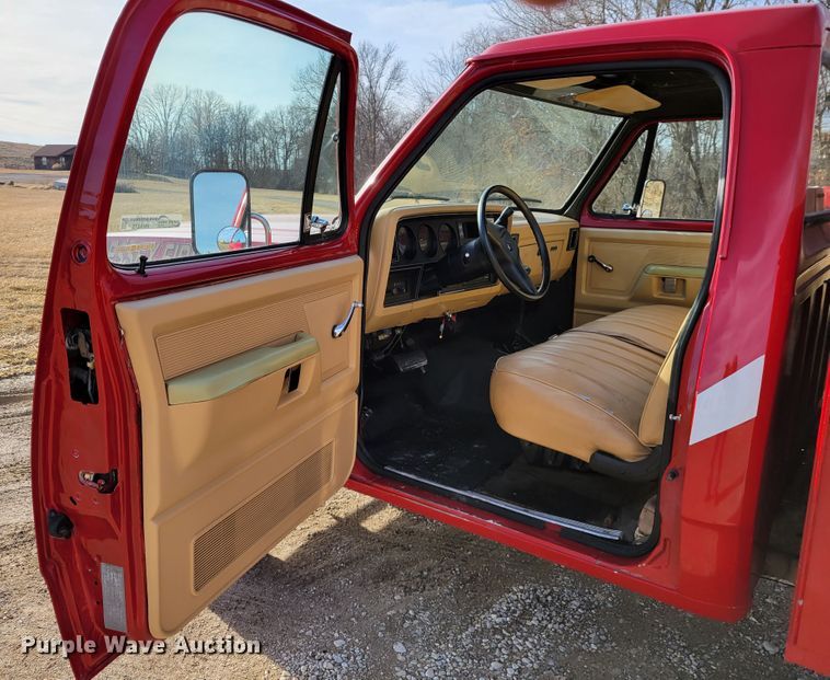 1987 Dodge W250  utility bed pickup truck