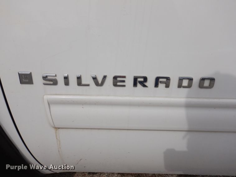 2009 Chevrolet Silverado 1500  Crew Cab pickup truck