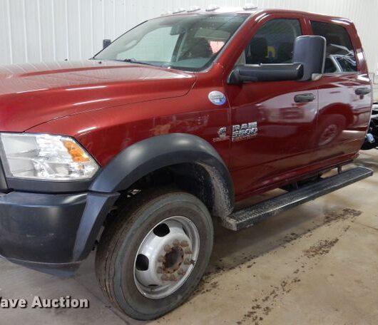 2015 Dodge Ram 5500HD Crew Cab truck cab and chassis
