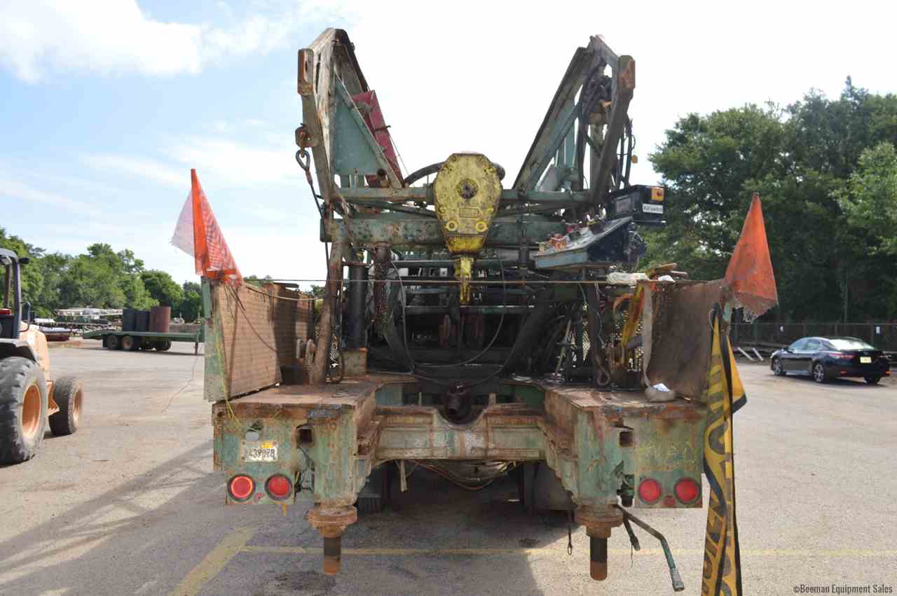 1978 Challenger 280 Drill Rig